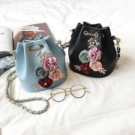 xbppa's tweet photo. Join our whatsApp group to Preorder Bags sneakers male &amp; female wears jewelries and lots more at affordable prices from N1k5-N10k Check out our various products and make your order here https://t.co/ktpLoQNSf8
Bayern
North London
Munich
Tottenham
Zidane
Courtois
Eriksen
Ndombele https://t.co/xHup6Hdc44