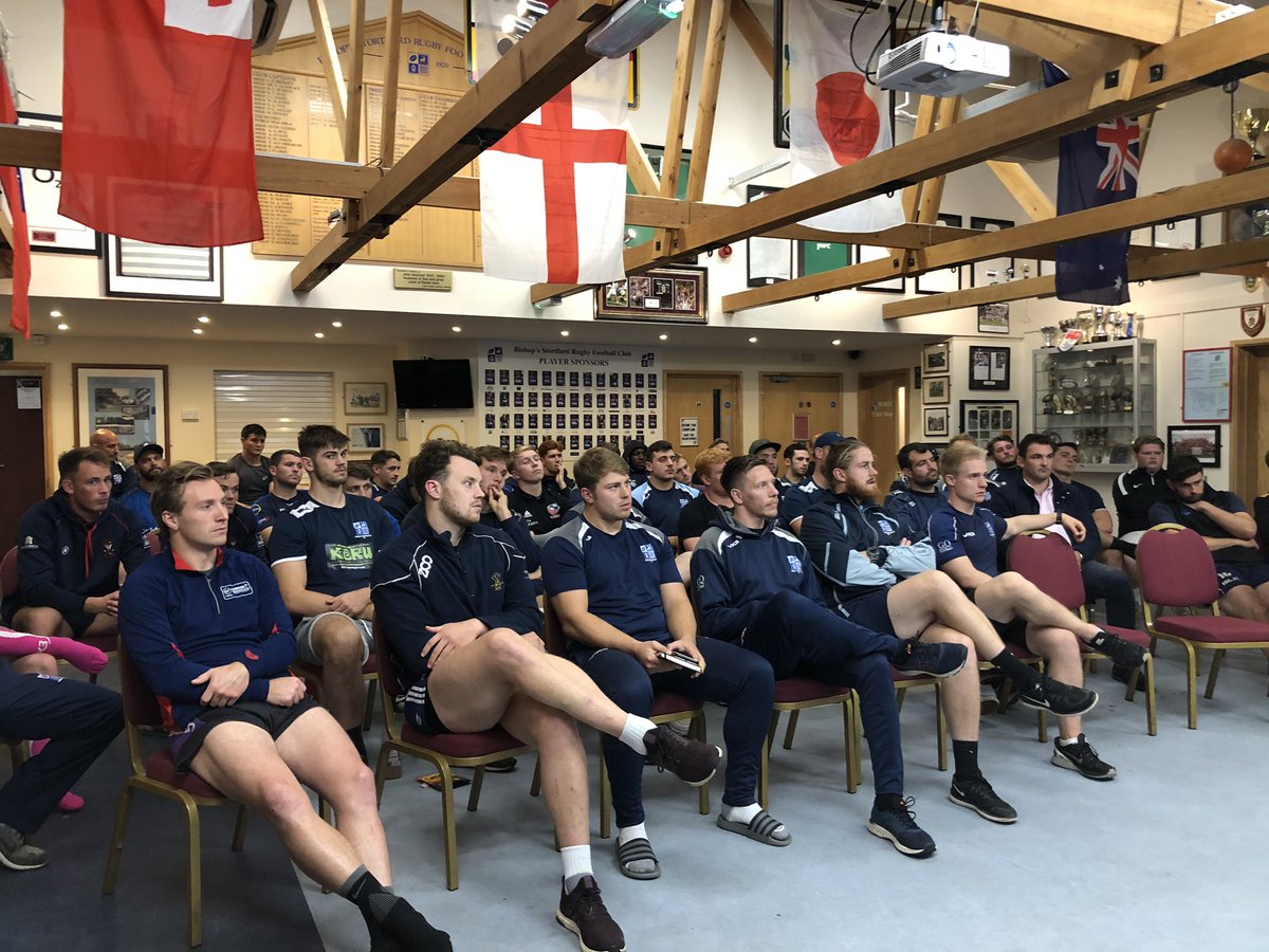 It was great meeting the <a href="/BSRUGBY/">BSRFC</a> squad this evening. Alex delivered another motivating talk which will hopefully inspire the team onto a great season. Thanks for the invite <a href="/impact2andy/">Andy Long</a> 
#InspiredByGibbo