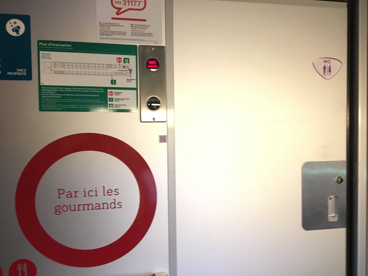 webenly's tweet photo. Hmmm… Pas sûr #SNCF https://t.co/BKDb6fXzN8