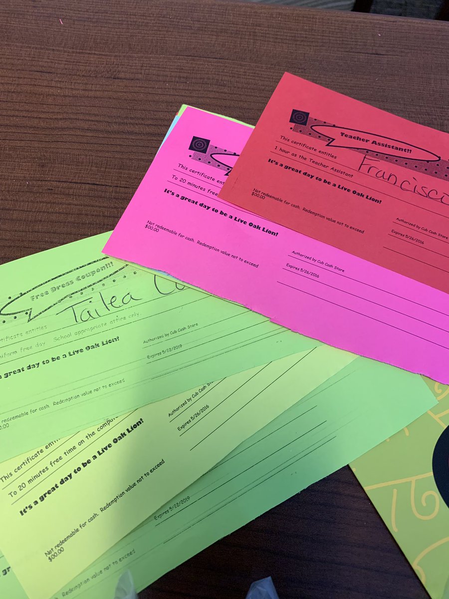 CounselorsRFab's tweet photo. Special Delivery to Ms. Boulware’s class! Our 5th graders are loving our #freedresspass #teacherassistant #coachassistant and #extrarecess rewards! #pbisrewards #ncssbethebest https://t.co/ZpkJ92Em1u