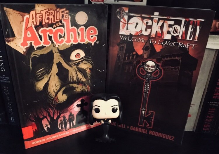 khara_kc's tweet image. Starting October with some spooky reads graphic novels. #Lock&amp;amp;Key by #JoeHill #GabrielRodriguez and #AfterLifeWithArchie by #RobertoAguirreSacasa #FrancescoFancavilla