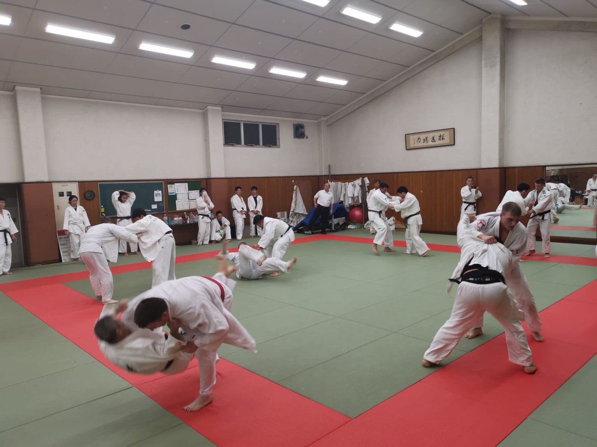 SapperJudo's tweet photo. The Sapper team in action last night; coaching from Ota-Ku Judo Club’s head coach, followed by some serious randori!
#Sapperjudo #Army #judo @ArmySportASCB @Proud_Sappers @HelyxM @CorpsColRE @BritishJudo  @CO24Cdo @299ParaSqnRE @1RSMERegt @21Engr @Engineers_CET @ArmySportsLTRY https://t.co/W4Xo7XUYi2