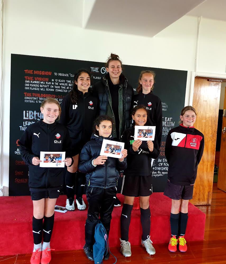 TheOleWay's tweet photo. We were lucky to have a visit from NZ Football Fern @meikaylamoore at Olé FA! ⚽️🙋🏽‍♀️ 

Great to hear about her experience as a professional footballer and for our young players to soak up some inspiration! 🙌🏽 

Thanks, Meikayla! 🙏🏽

#TheOléWay #OléFootballAcademy #WomenInFootball https://t.co/UtmjWSOhVn