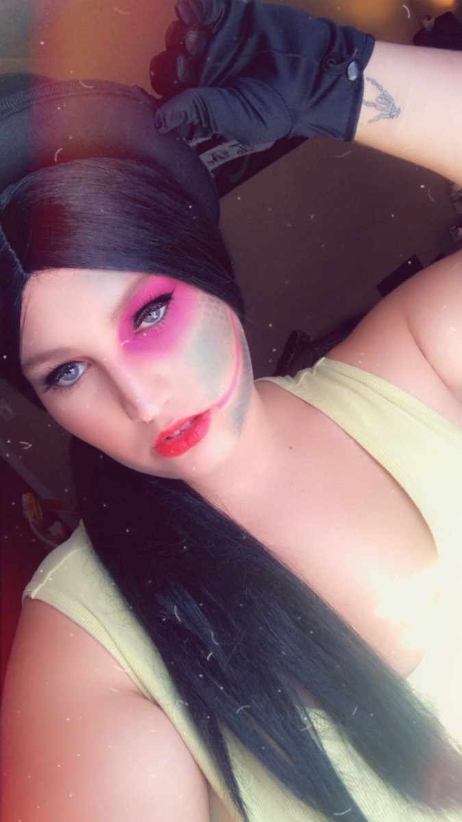 DandraClark's tweet photo. My attempt at Decit’s makeup. #sanderssides #decit #thomassanders @ThomasSanders https://t.co/nAdlb0uJcB