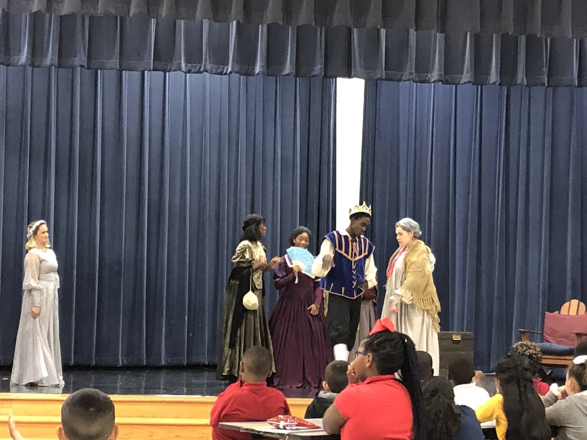 ClarkCats2's tweet photo. #ThankYou @SPRINGHIGHLIONS #performance and #visualarts department for the #outstanding performance of #OnceUponAWolf! Our sensational second graders enjoyed every moment.🤩 #ClarkIntermediate #SpringHigh #WeWinAsATeam @believe_EC2020 @SpringISD @SpringISD_Curr https://t.co/U4pXkT3ETc