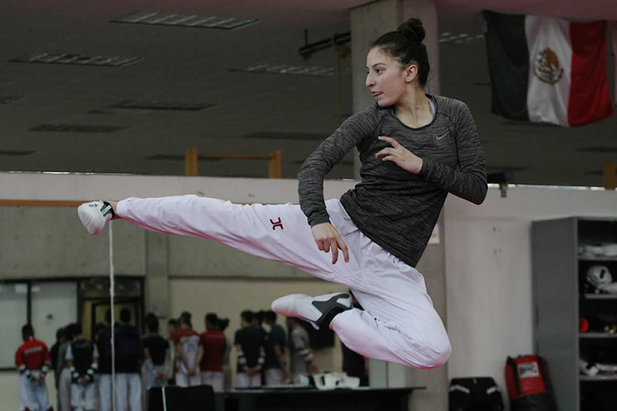 Motiva #DanielaSouza <a href="/naranjo_souza/">Daniela Souza Naranjo</a> entrenar junto a personas muy talentosas
<a href="/femextkdoficial/">femextkdoficial</a> 
bit.ly/2ogrWWm