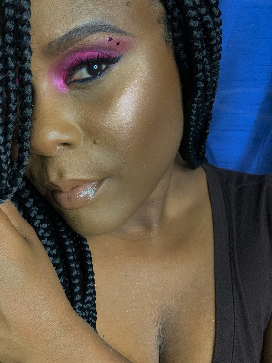 MUADonellaD's tweet photo. 🐾Vixen 🐾
#maven #eye #glowup #nobasiczone #makeupartist https://t.co/y3chuSWTRM