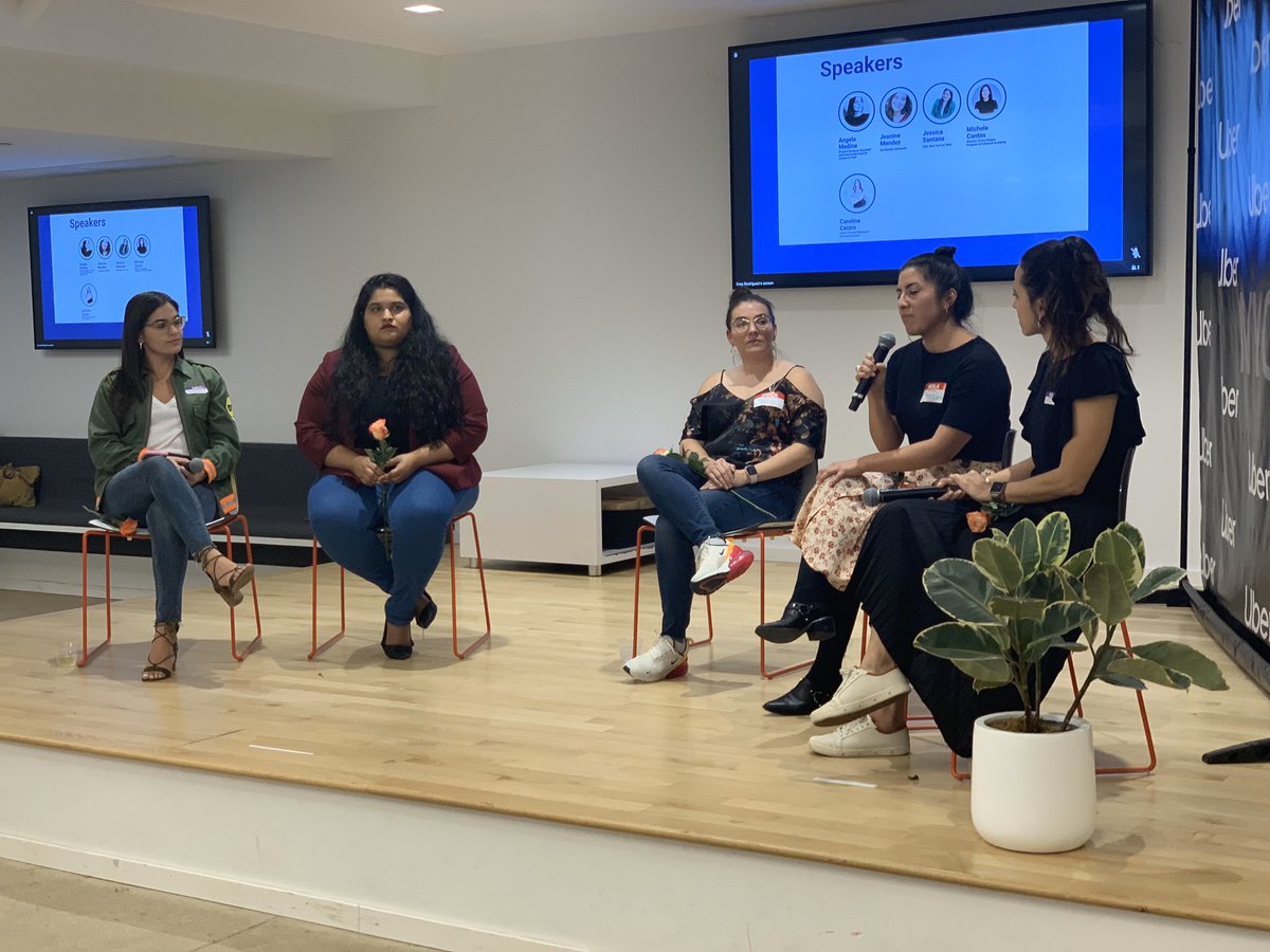 dvidsilva's tweet photo. Fantastic panel at @Uber nyc and @TechqueriaNYC - moderated by the amazing @carolinxcastrx https://t.co/BBQkLYyP9W
