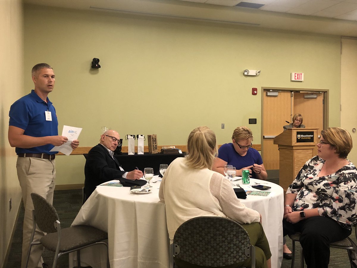 MidwesternEng's tweet photo. Back to school at the beautiful campus of @ManchesterUniv for the @AimIndiana roundtable. Great program by @IndianaOCRA. https://t.co/K56ajeIg8C