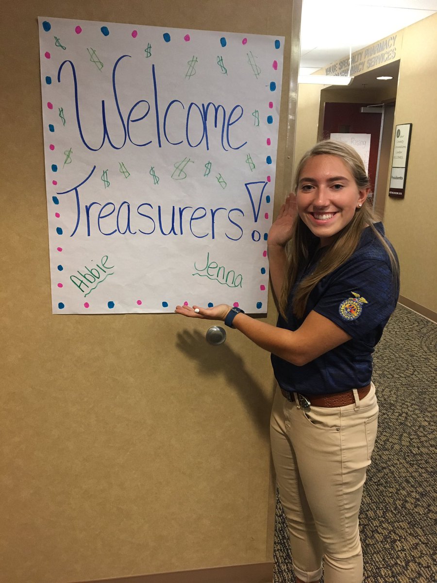 JennaKibbe's tweet photo. FLC was an absolute blast! Between facilitating workshops, meeting FFA members and spending time with the other future agriculture teachers from Penn State, I think it’s safe to say that today was a great day! #TeachAG #PSUAgEd https://t.co/MWUmZwlk9Q