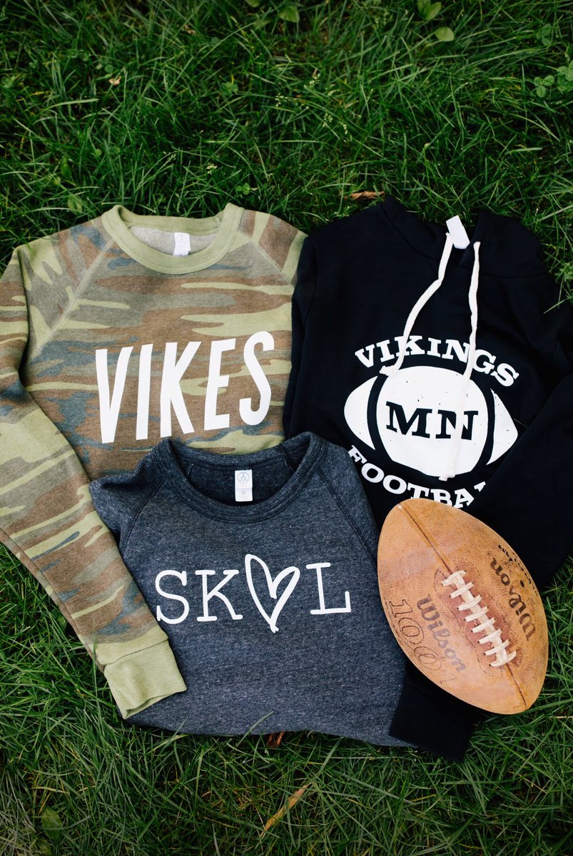 fangirl_mn's tweet photo. Still new to this Twitter thing.. Help a Fan Girl out and hit those FOLLOW &amp; RT buttons 👆💥

💯 followers and we’ll giveaway any one item from our football collection! 💁‍♀️🏈💞

Follow us on IG for more chances to win! ✨ https://t.co/ugIiiYfeSF

#Skol #Vikings #Football #fangirl https://t.co/UcdTgeaEgJ