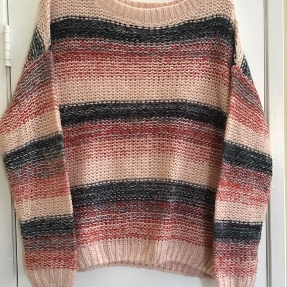 hlbrownie's tweet photo. So good I had to share! Check out all the items I'm loving on @Poshmarkapp #poshmark #fashion #style #shopmycloset #none #morejazz: https://t.co/axpqNge1G3 https://t.co/F8gIMowJQh