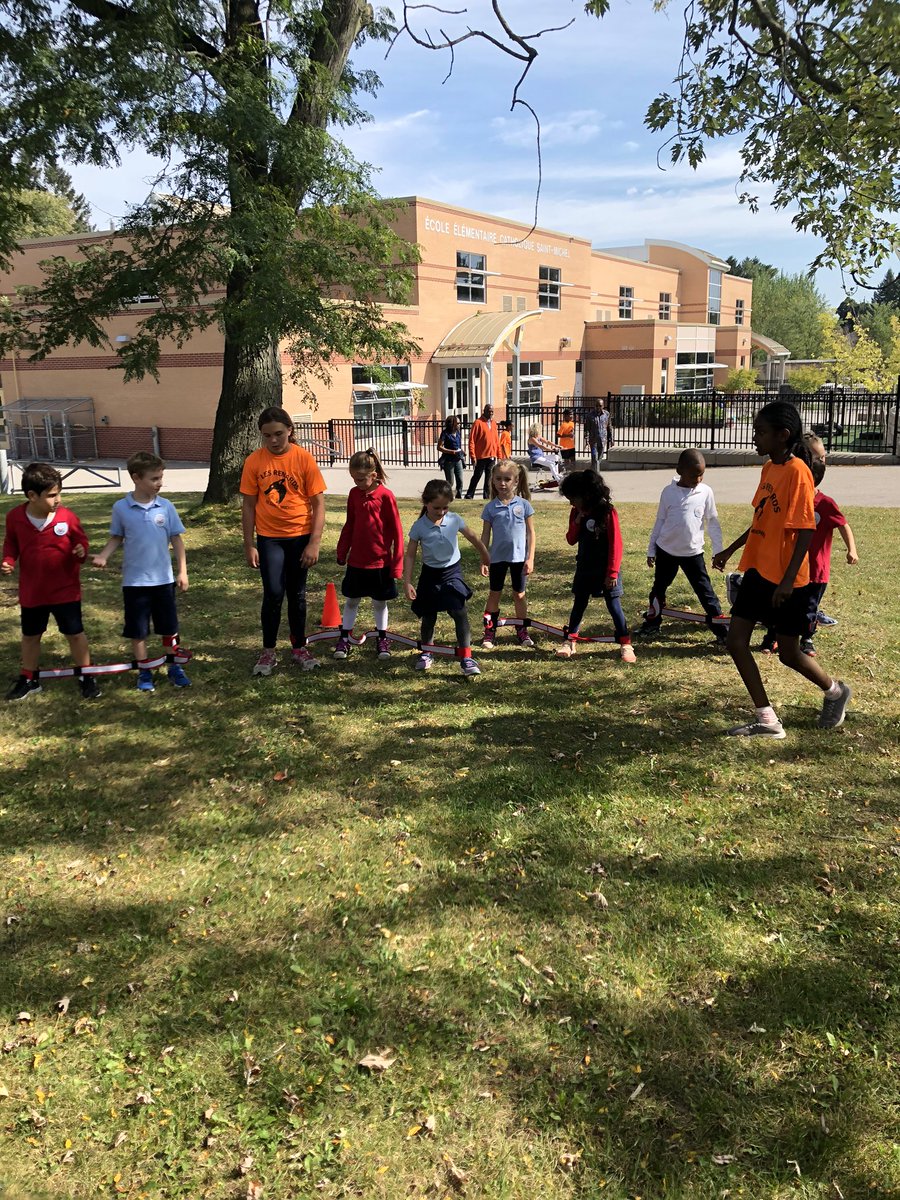 EECStMichel's tweet photo. Nous nous sommes bien amusés lors de l’activité Terry Fox cet après-midi ! Nous avons fait une course avec plusieurs stations, à l’école et au parc ! Merci aux organisateurs et aux élèves de 6e qui ont aidé ! #terryfox #courseterryfox #marcheterryfox #course #activitephysique https://t.co/jZLLdw85jV