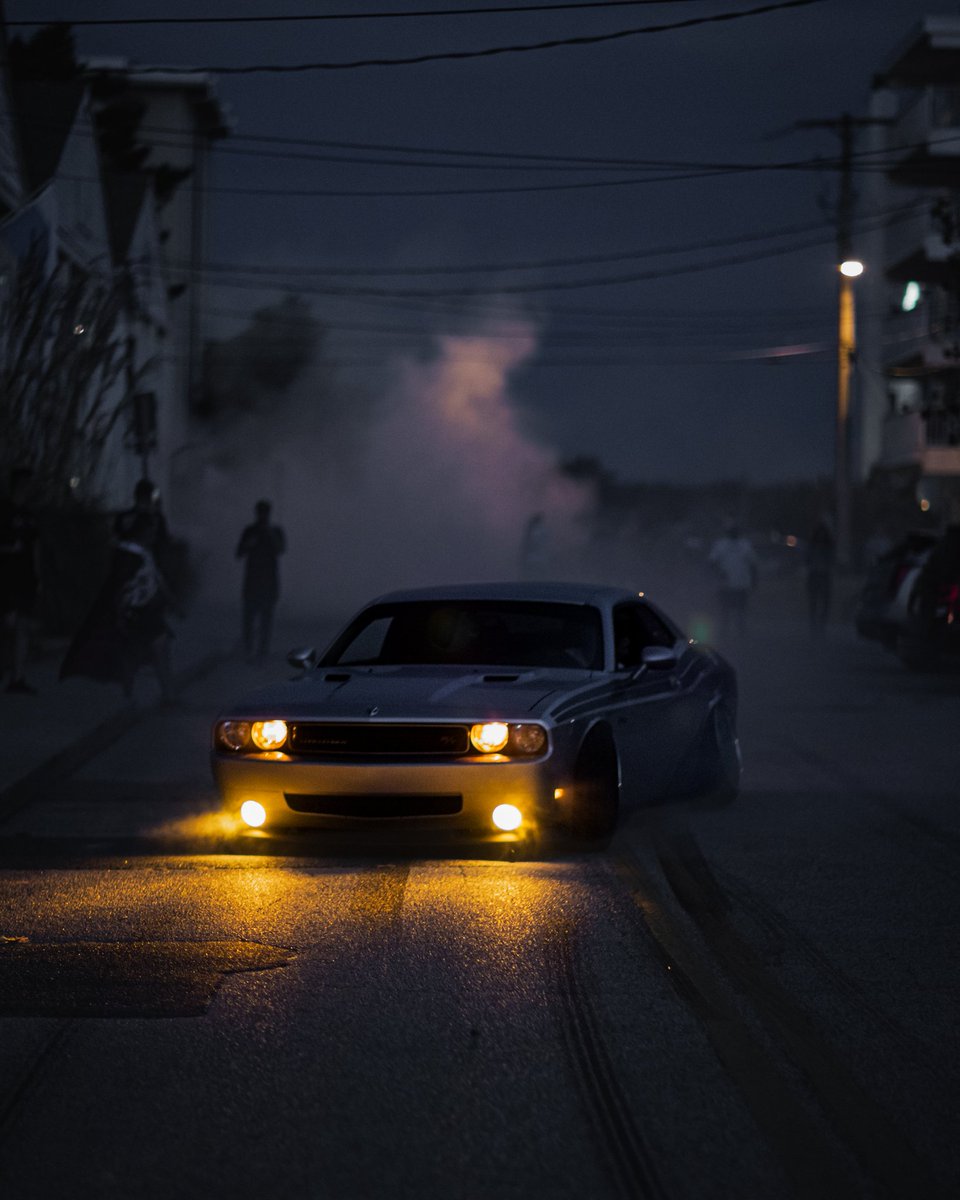 TheCreatorium's tweet photo. H2oi is a trip. 

#h2oi #H2oi2019 https://t.co/vacxKavyhy