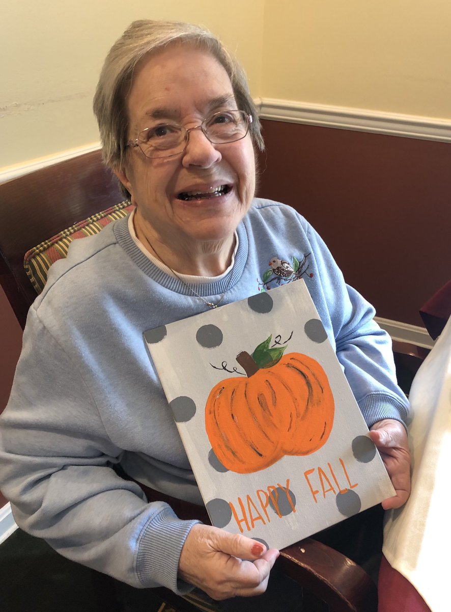 FranciscanHCC's tweet photo. Happy Fall Y’all from everyone @FranciscanHCC! A busy day here at Fran as we created works of “heart” 🧡🧡🧡 #HappyFall #FranciscanFun #TrilogyLiving https://t.co/7v7TeqvuP9