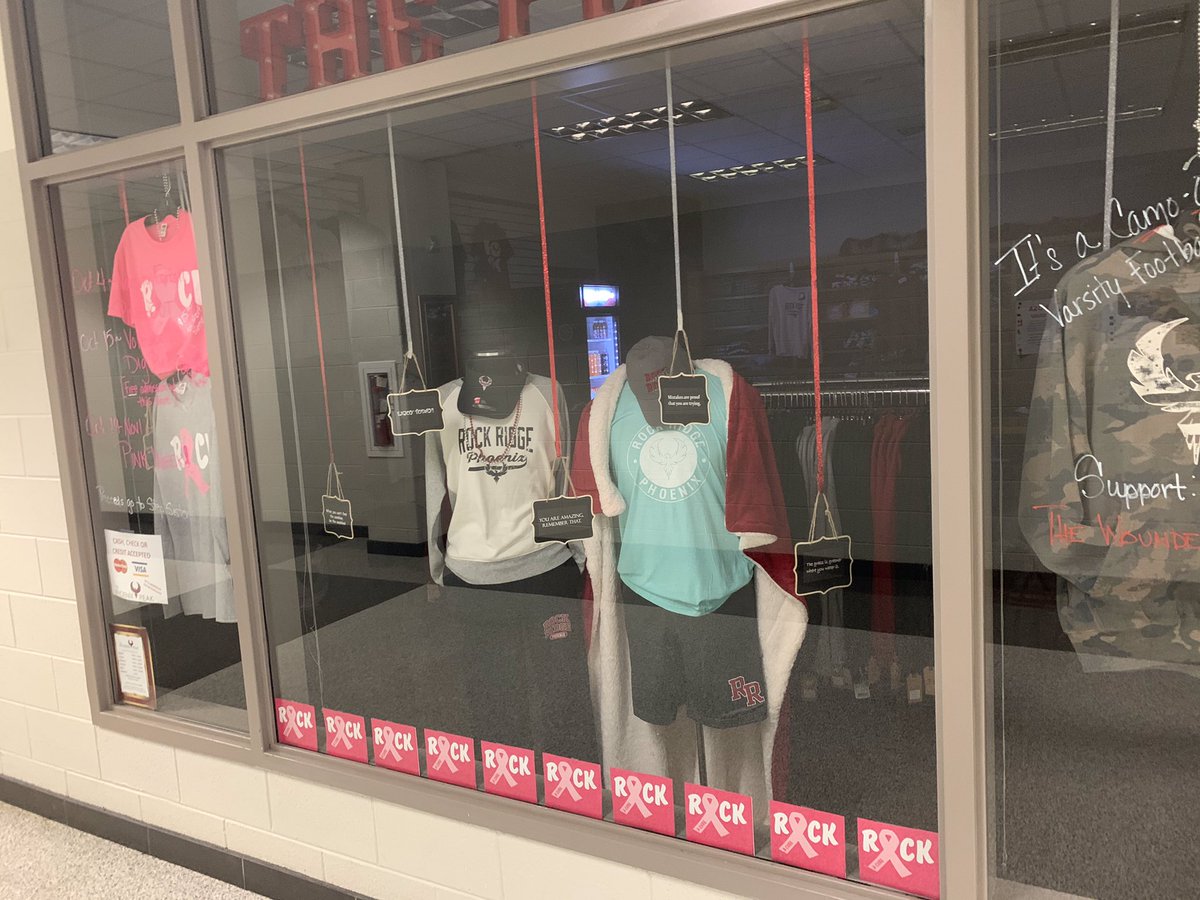 RockRidgeDECA's tweet photo. Best Display for SBE week!
#DECASBEWEEK2019
#VADECA https://t.co/pdihB07EMl