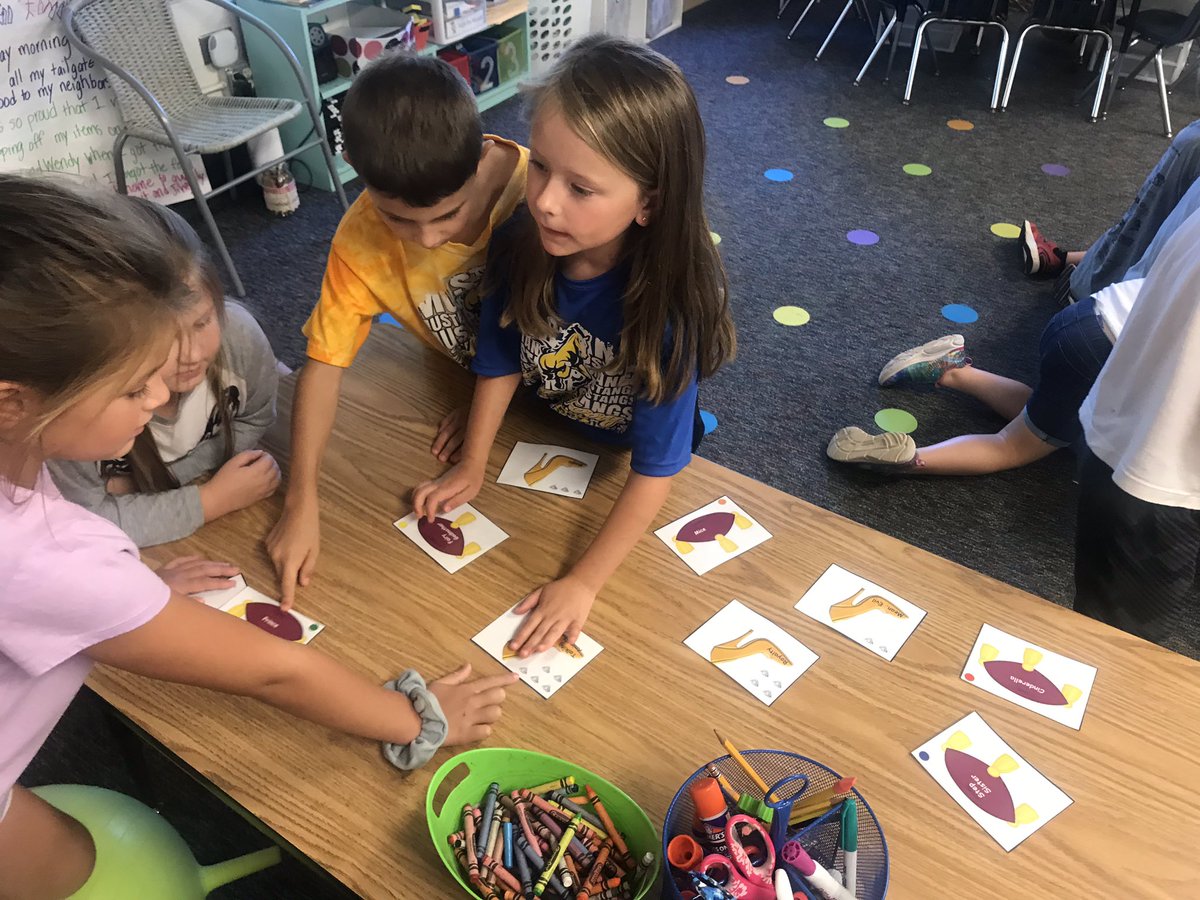 valmgreer's tweet photo. Fairytale Breakout was a hit! Problem solving and teamwork for the win!! #Breakoutedu #smartkids @CFESmustangs https://t.co/j39bLHiGSN