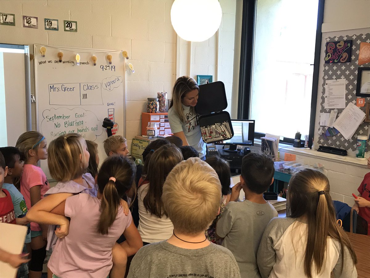 valmgreer's tweet photo. Fairytale Breakout was a hit! Problem solving and teamwork for the win!! #Breakoutedu #smartkids @CFESmustangs https://t.co/j39bLHiGSN