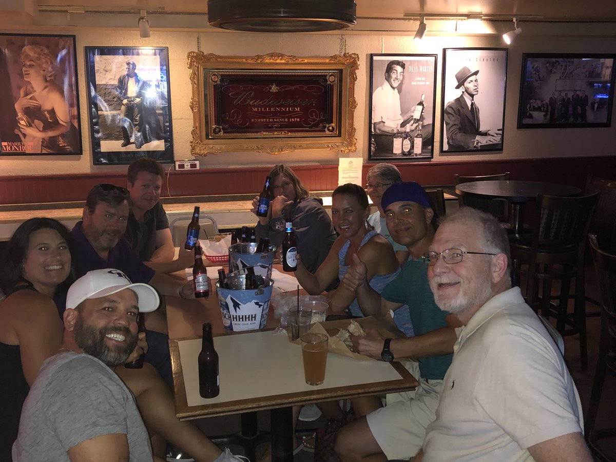 Jeffbenoist1's tweet photo. Jo’s taking care of the Greasy Spoon group. https://t.co/f5utQweMvW