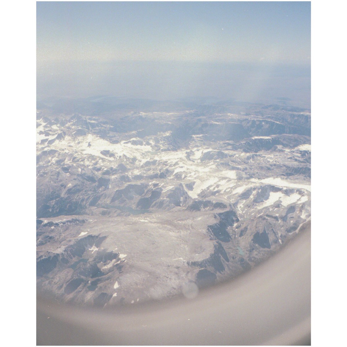 miichaelgreco's tweet photo. flying home from wyoming. https://t.co/ahF4dAipCe