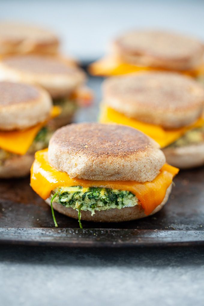 jlevinsonrd's tweet photo. Stock your freezer full of these Make Ahead Veggie Breakfast Sandwiches for a quick & easy morning! via @karalydonrd https://t.co/fTLKPznr55 #EasyBreakfasts #healthybreakfasts #makeaheadmeals https://t.co/BJ5KBPm3yZ