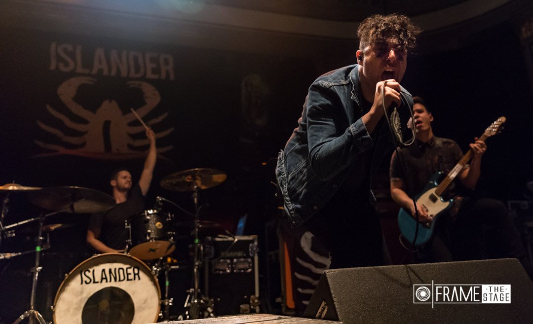 FrameTheStage's tweet photo. Check out some photos of @ISLANDER_band from their set on 9/21 at @NewportMusicHll in Columbus, Ohio!

📷: @ADA_Sean 

@Eleven7Music @BetterNoise @promowestlive #Islander #FrameTheStage #concertphotography #bandphotography

See more: https://t.co/E2m3Pxk3kj https://t.co/vrQPkSJZmz