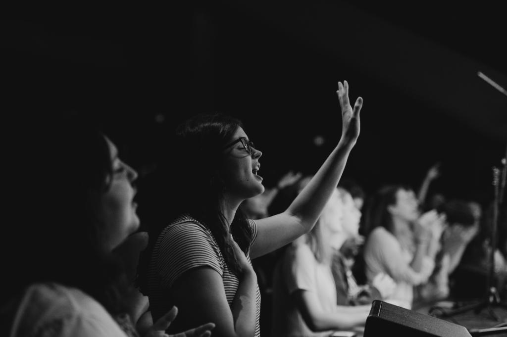 SamfordU's tweet photo. Thank you for joining with our students &amp; Office of Spiritual Life to lead us in a night of worship, @PassionMusic!

For God. For Learning. Forever. https://t.co/m2yHi2442P