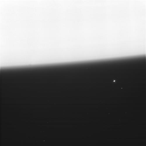 RawCassini's tweet photo. 'SATURN' @ 2008-10-01 16:18 w/ ISSNA using BL1 &amp; CL2, range 560,298 km. NASA/JPL-Caltech/SSI https://t.co/ddirFK67WF https://t.co/1YojVn3CSc