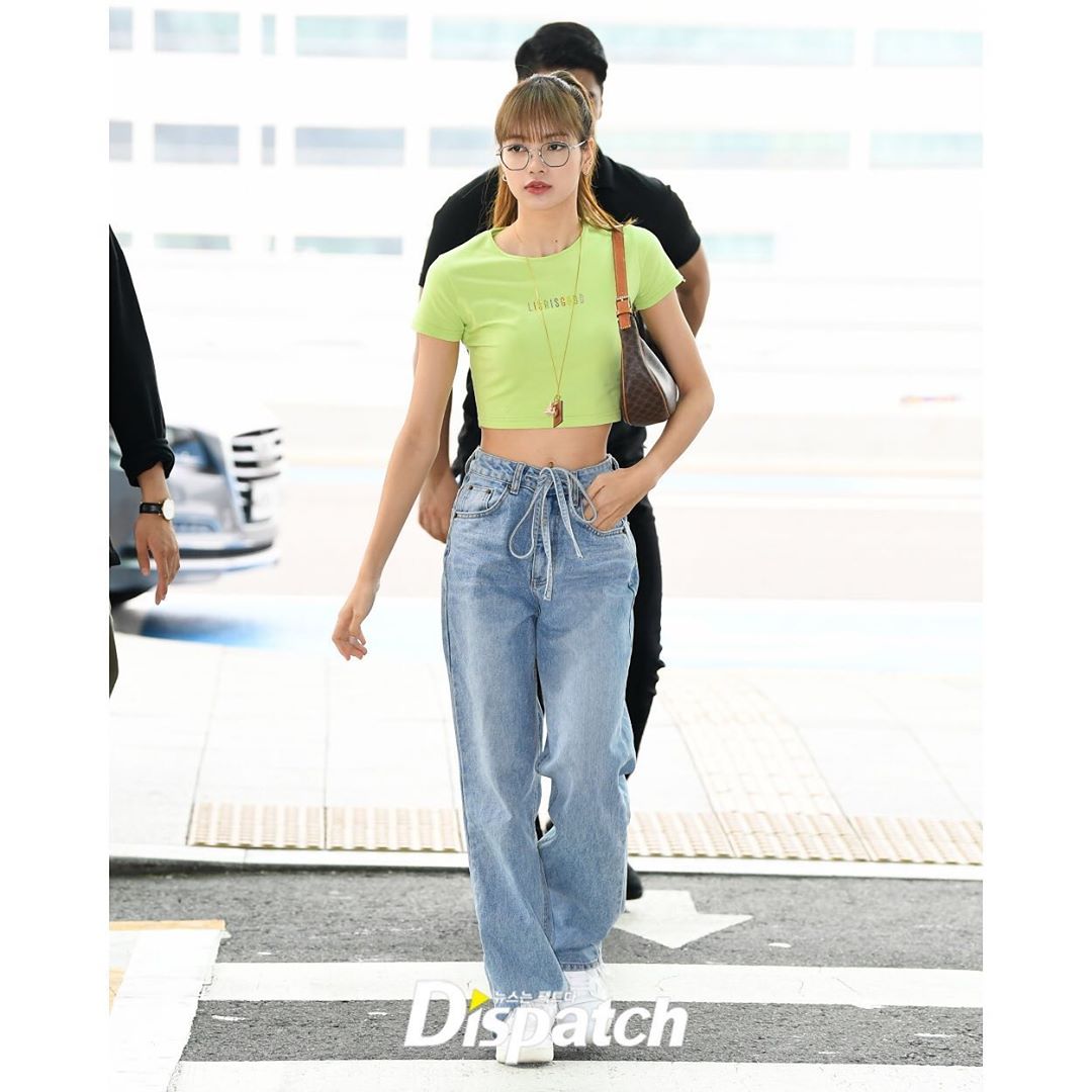 LISANATIONS_'s tweet photo. [IG] 191002 — koreadispatch shared pictures of Lisa on instagram✨

🔗 https://t.co/G2LBFeSIZY

#BLACKPINK #블랙핑크 #LISA #리사 #WelcomeLISAxAIS @ygofficialblink https://t.co/9A15HipyQL