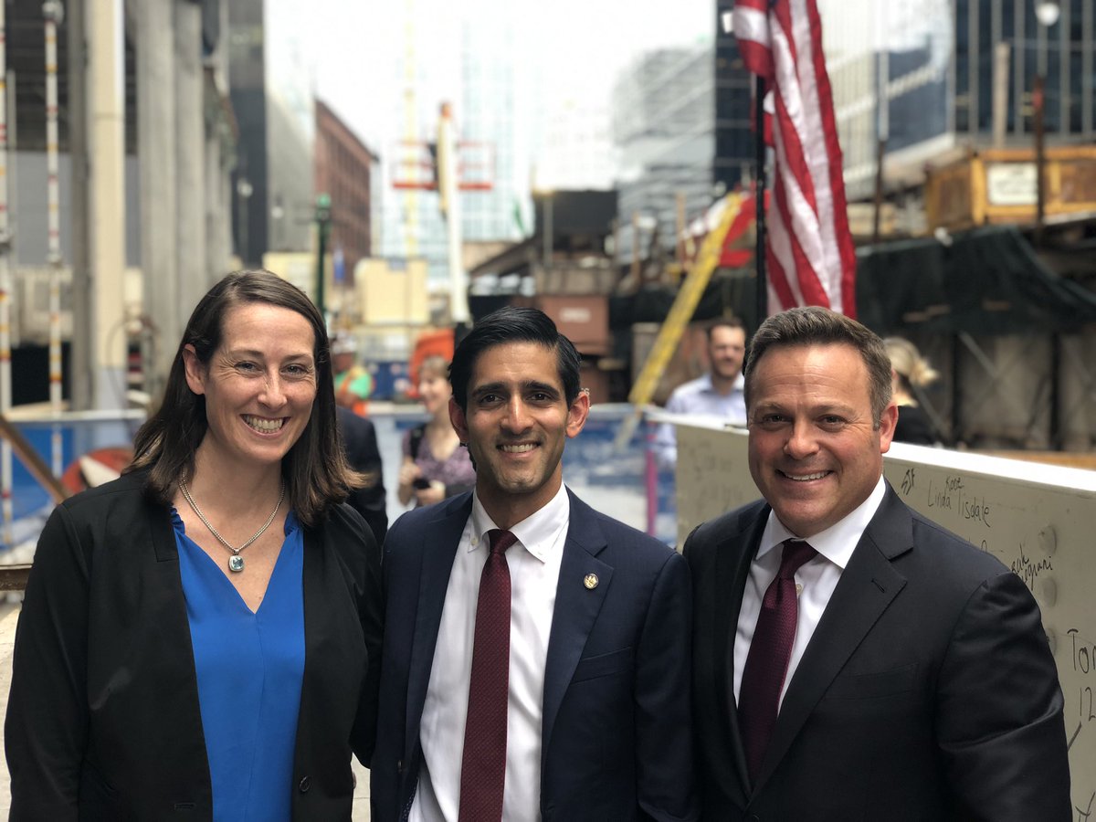 chicagosamir's tweet photo. Was great representing @chicagosmayor today to top out 110 N Wacker, the largest building added to loop in 30 years whose developers also paid $24M into the Neighborhood Opoortunity Fund. Thanks to anchor tenant @BankofAmerica and @paultoddlambert for growing in Chicago https://t.co/si0CDpQHAt