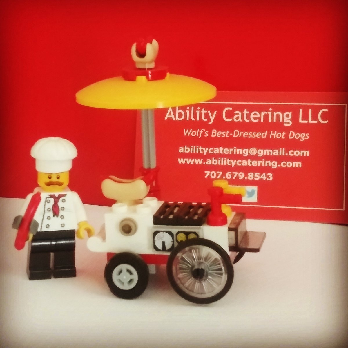 AbilityCatering's tweet photo. 🌭❤ craving a steaming #hotdog for #dinner in #sonomacounty #petaluma Mario &amp; Johns on D st starts @ 5pm #delicious #organic #comfortfood #hotdogs #cravings #brats #sausages #veggiedogs
.
#hotdogcart #catering available for ur next party or event! 
#foodtruck #food #hungry https://t.co/NXF0n0CdCj