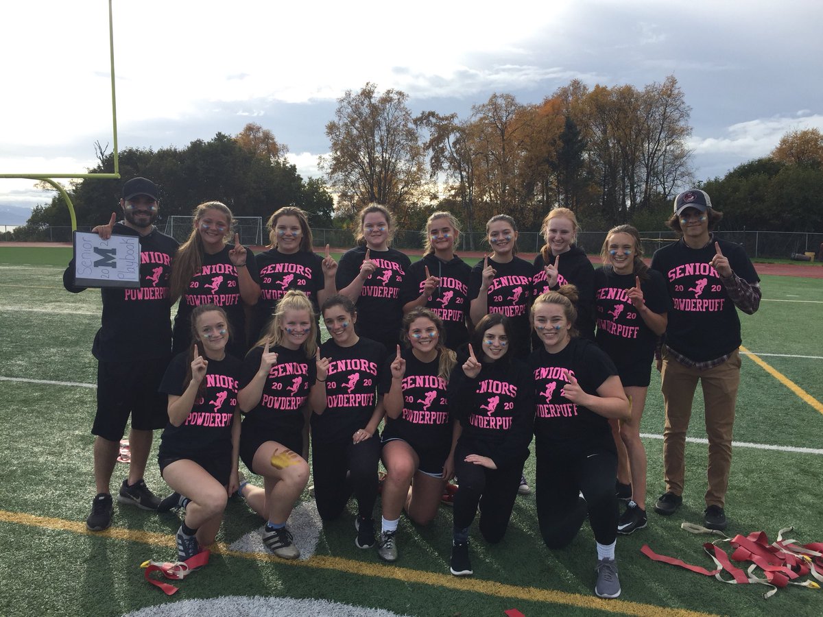 HHS__StuCo's tweet photo. Powderpuff CHAMPIONS!! Class of 2020 🏈💙💛💙💛🥇 https://t.co/RfSieVBfhx