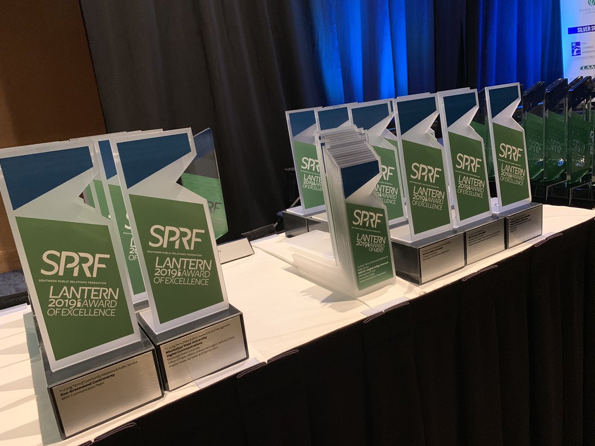 SouthernPRFed's tweet photo. Check out SPRF’s new Lanterns!
#SPRF2019 #PRinParadise https://t.co/3kLa8knuwb