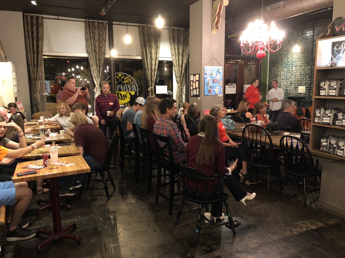 ForrestHite's tweet photo. Wow, what an incredible turnout of fantastic supporters in Radford tonight! Let’s win this for our NRV! #HD12 https://t.co/cu8jg4hq4s