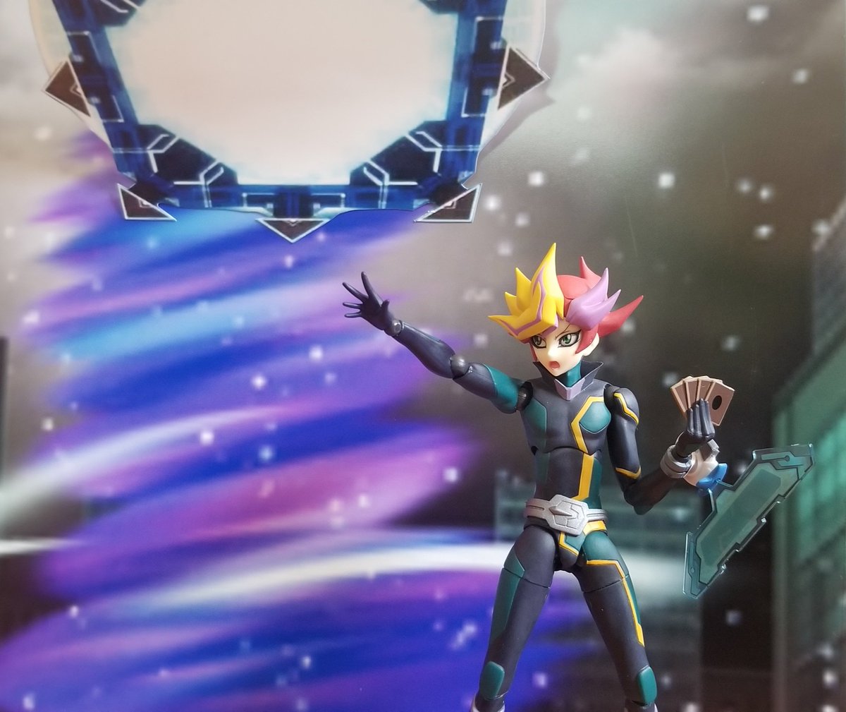 Took some pics of figma Playmaker earlier. Great figure, highly