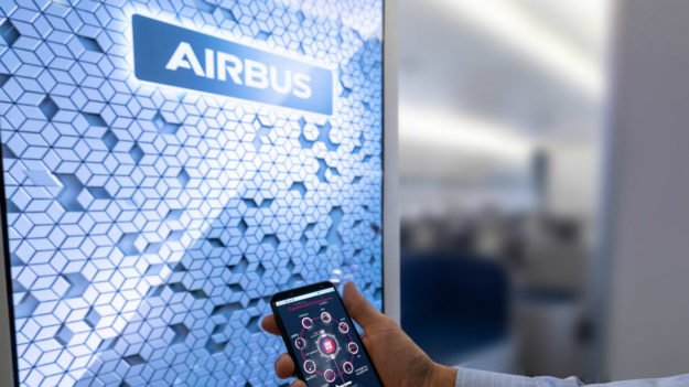 La nueva generación de Airbus detectará con qué frecuencia van al baño los pasajeros: 

El gigante de la aviación anunció que ya está probando su nueva tecnología “Airspace Connected Experience” que permite conocer los hábitos de los pasajeros.