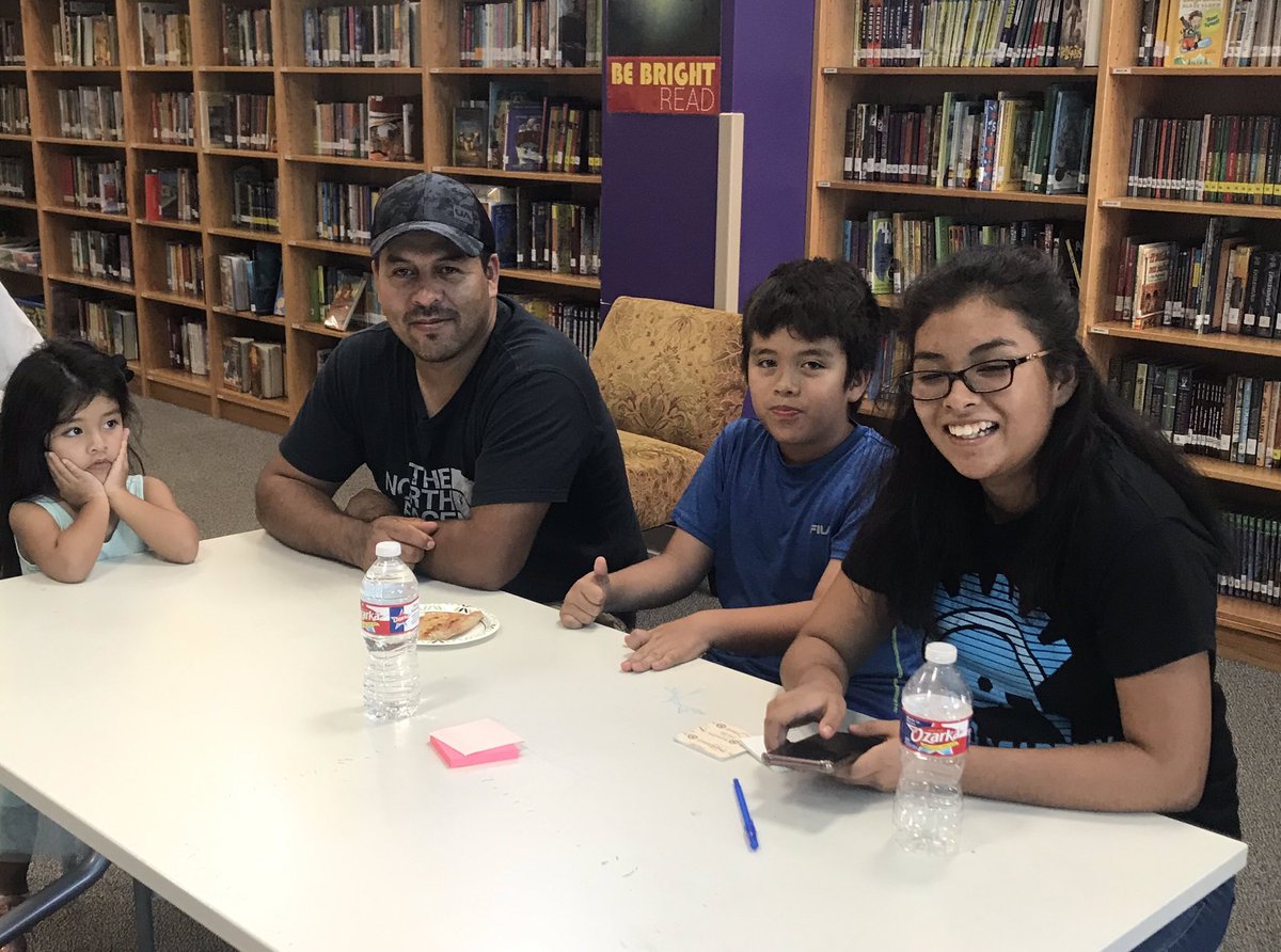 SiglerSupport's tweet photo. AVID Night @ Sigler Nation-Successful Students &amp; Parents Way to go September AVID Golden Binder Winners! @AVID4College @PlanoISDAVID    #siglernation https://t.co/j60ES6qtxU