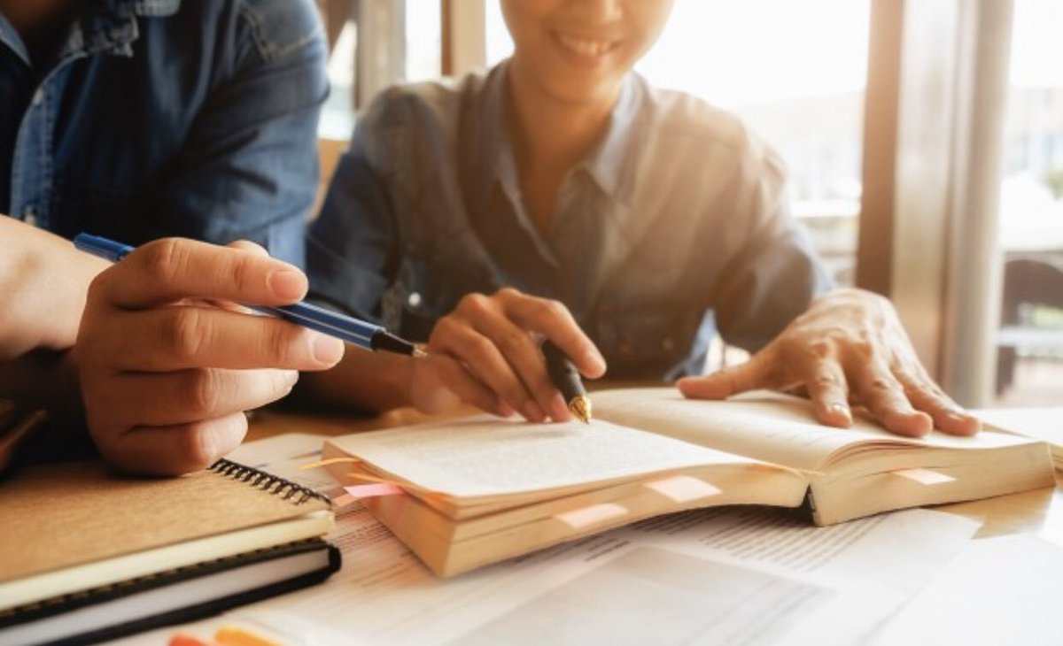 ❗️PARENTS OF HIGH SCHOOL SENIORS: The 2020-2021 FAFSA is now available at  FAFSA.GOV.