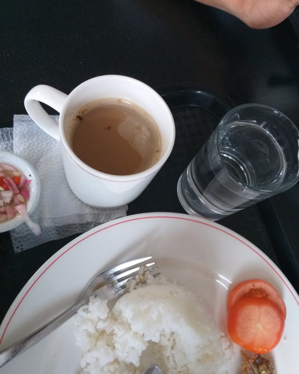 ArielPamin3's tweet photo. So ayun makikigaya lang 
#InternationalCoffeeDay https://t.co/y2LFWr9nFn