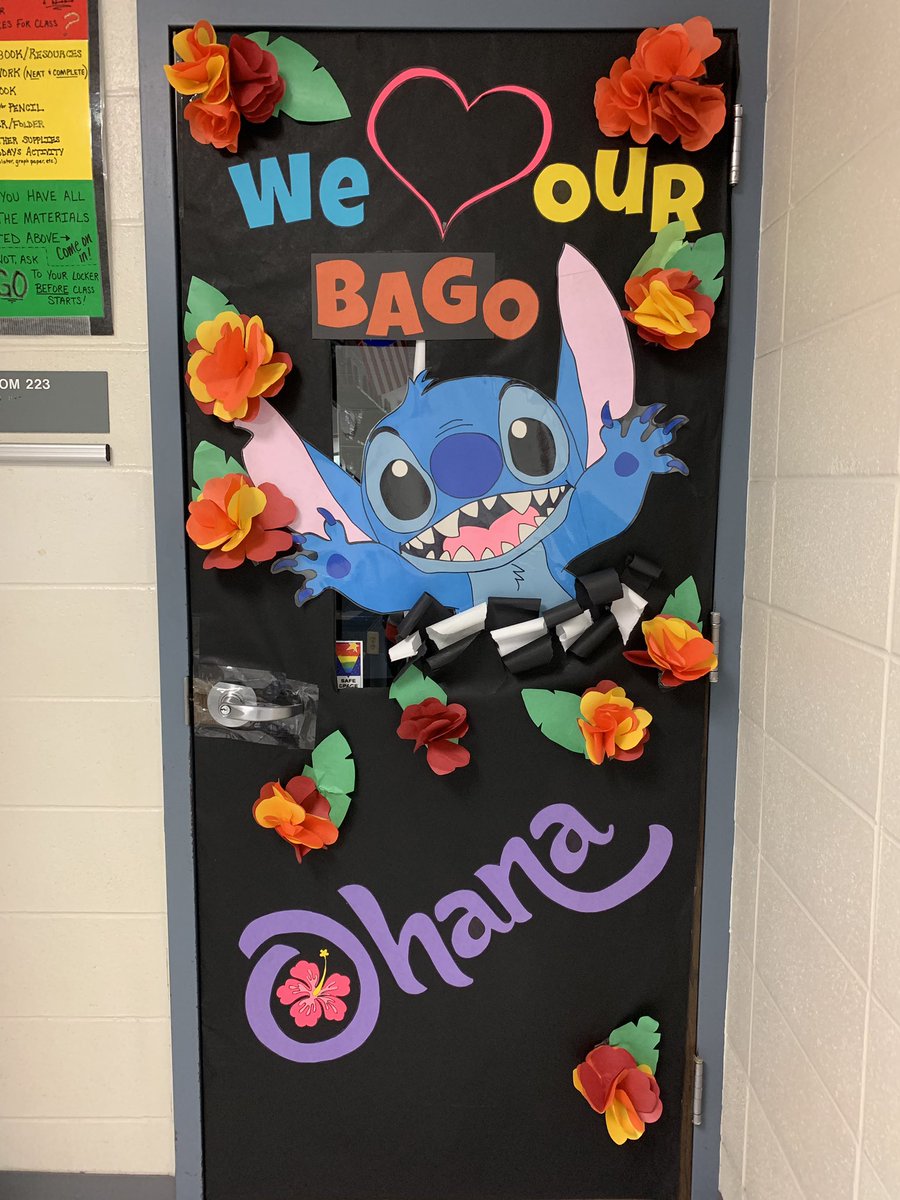 BagoHoffman's tweet photo. What better mascot for a fun Bago Homecoming week!? https://t.co/E29FGooYuE