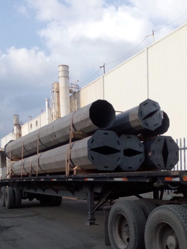 SaeTowers's tweet photo. Another load of dark dull poles on its way to a U.S. utility. https://t.co/3IXeuxQ3QI