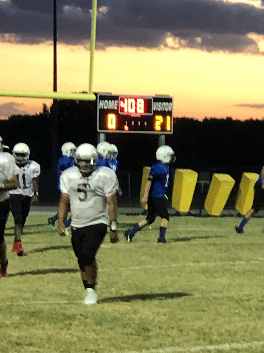 LandscapeDude52's tweet photo. Up-date #3.  21-0 40 sec left in the 1st!  #wearedelay #delaymation @LHSFball @bakerjf_nytx @modle1112 https://t.co/eAFrvAzpdW