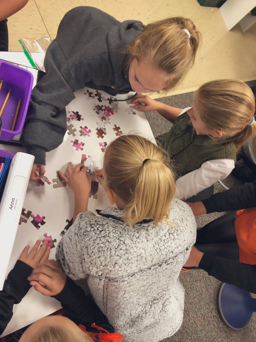 MissMegHartzell's tweet photo. Thinking About Thinking •• learning and applying our final habit of mind for our e-book. Students complete puzzles WITHOUT knowing what the final product is supposed to be 🧩 what strategies would you use? #ripon5th #mpqtigerway @MrsSimacek @JanetErnst https://t.co/vmcNR9XK4J