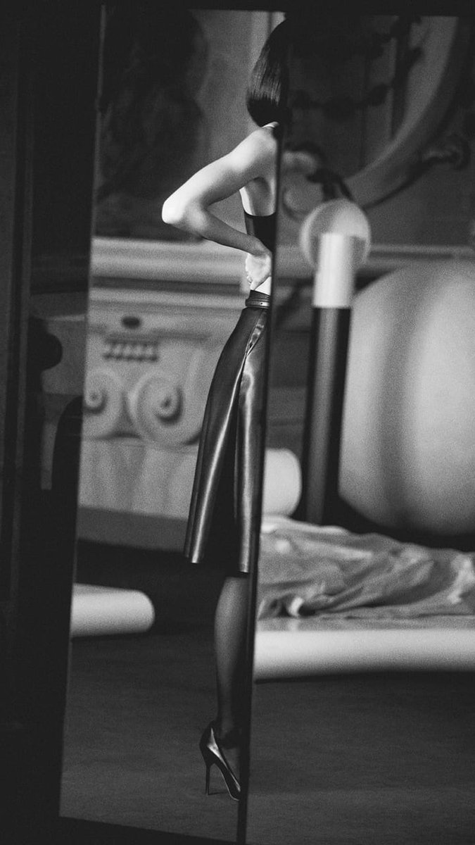 KendaIIJennerCR's tweet photo. reserved vía Instagram Story #CiaoKendall #ReservedForMe #fashion #KendallForReserved #kendalljenner https://t.co/m3XdRUfENL