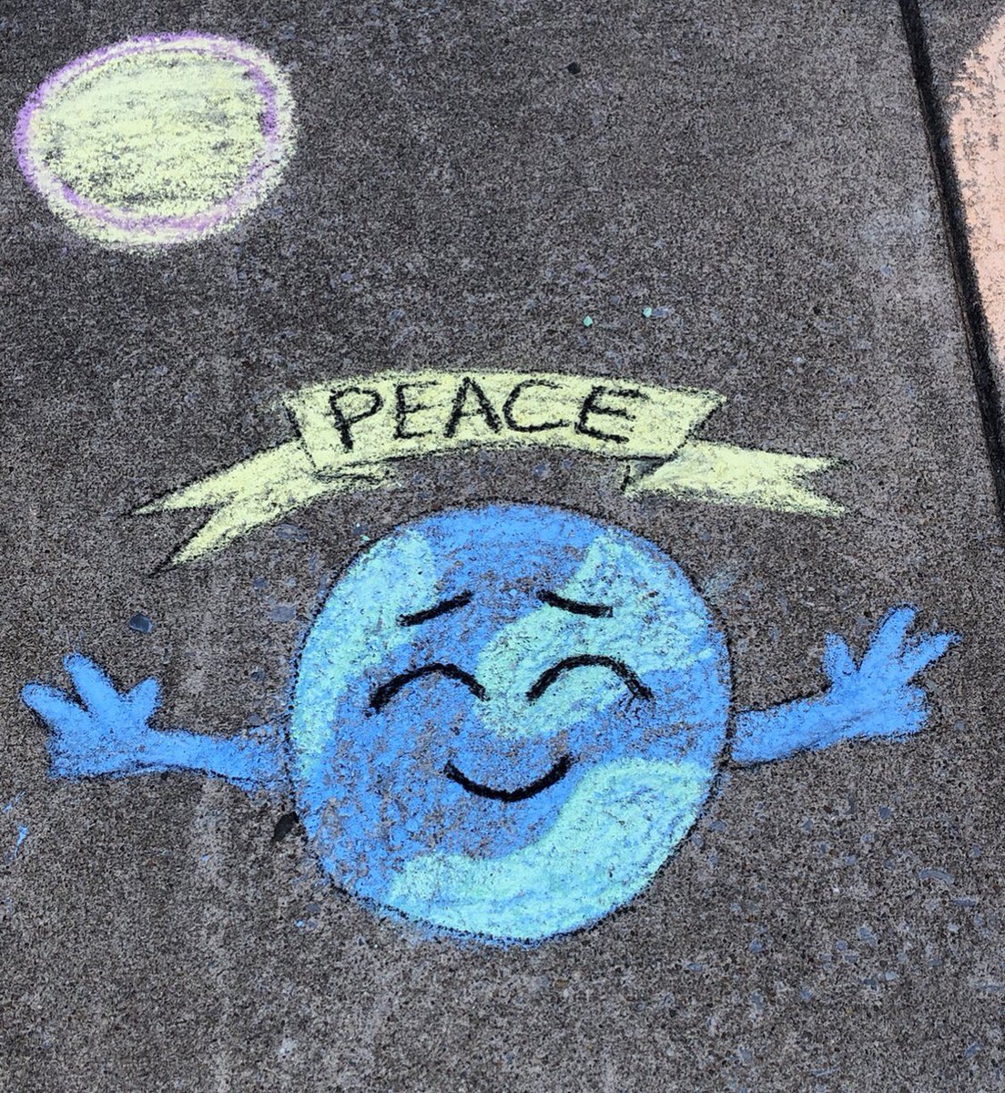 ahsjustworld's tweet photo. Chalk4Peace pictures pt 2 https://t.co/WEfg0wBTcV