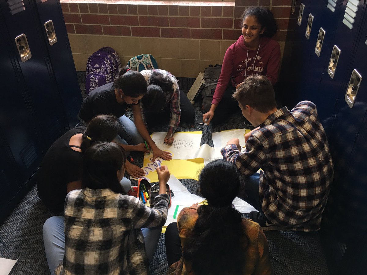 nvhsmat's tweet photo. Greetings, Earthlings! 
Had an awesome time building our hoco window display while speaking a UNIVERSAL language: math. 
Thanks to all who came to today’s meeting! 
#mathiscool @NeuquaValley https://t.co/2PncdnaLLM