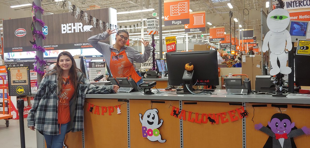 cellirae1984's tweet photo. Start of the Halloween month and CAM and FRIENDS Appreciation Month at Home Depot 1514 with Our awesome Service Desk crew!
@TeresajMorris @medicine_edison @daunte_turner @blueJwall https://t.co/lrinL3sknA