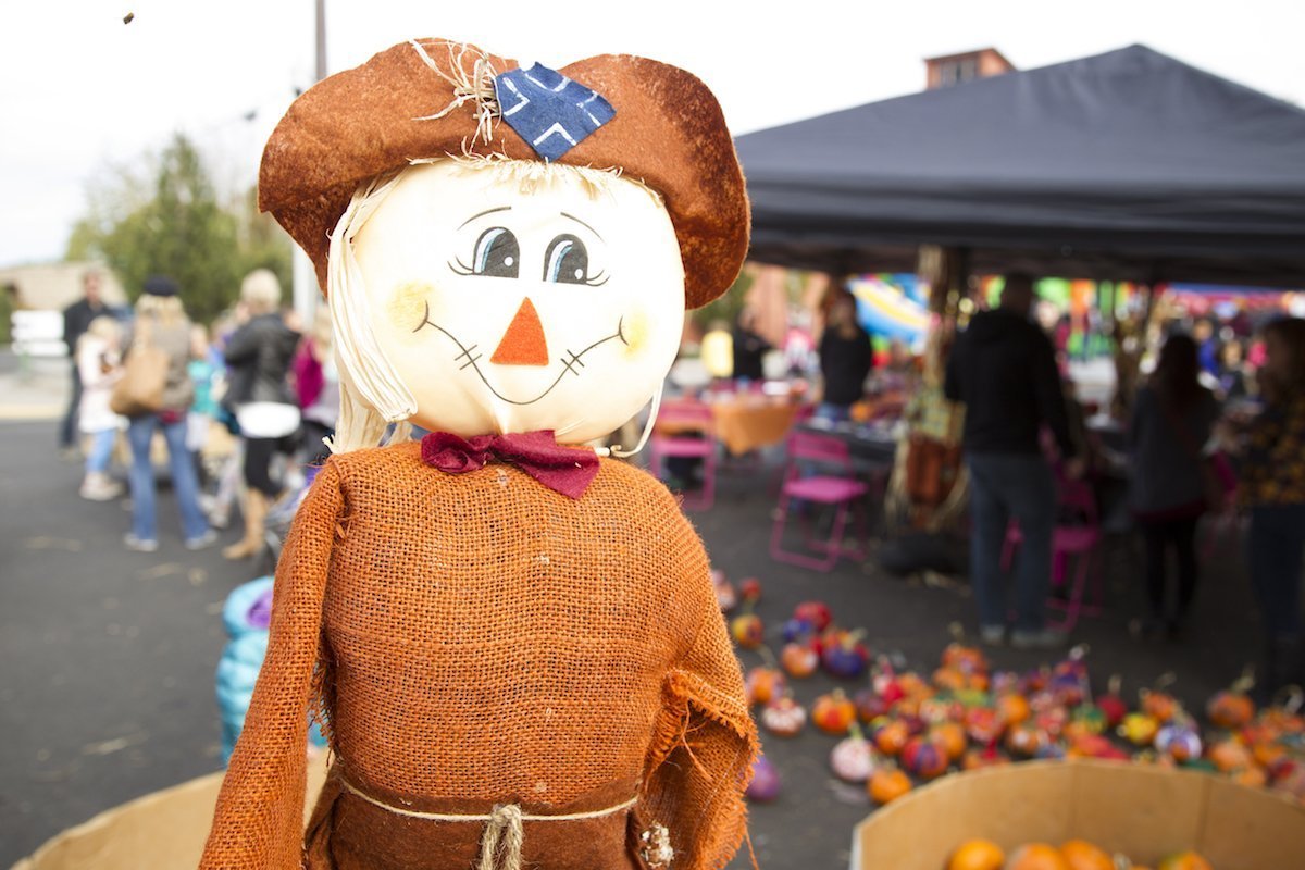 bendfallfest's tweet image. Check out the full event schedule to plan your weekend at the First Interstate Bank Bend Fall Festival, happening Oct. 4-6th in downtown Bend, Oregon! #bendfallfest #inbend bit.ly/2nF9PsX