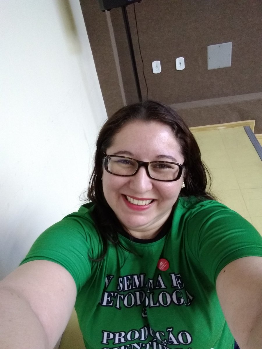 julislsan's tweet photo. Primeiro dia da Semana de Metodologia & Produção Científica #SMPC2019 https://t.co/LA6DpMfdfl