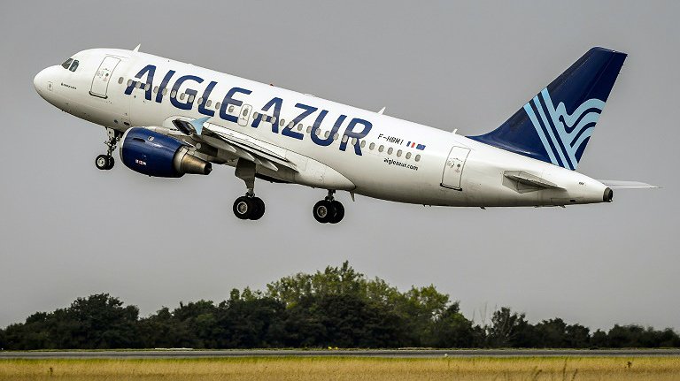 La competencia y la guerra de precios llevan a la quiebra a varias aerolíneas europeas: bit.ly/2ooWPYo

El transporte aéreo vive “un contexto de hipercompetencia”, según la Asociación Internacional de Transportes Aéreo.